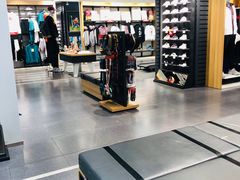 -李宁(大商新玛特店)