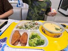 -老娘舅餐厅(黄龙体育中心店)