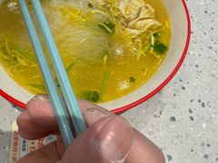 -小杨生煎(金山百联购物中心3楼店)