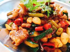 -河畔春天时尚餐厅