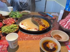 -赵美丽·重庆社区火锅·直营店(火车东站·中豪国际店)