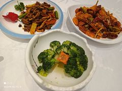 -伊和园清真餐饮