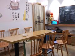 用餐区-正南齐北·老街糯米团(洪崖洞店)