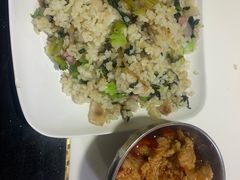 -舒蔡记生煎菜饭(云南中路店)