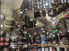 -钟书阁(群光广场店)