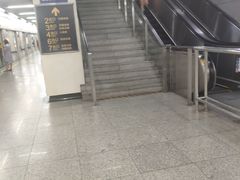 -陆家浜路(地铁站)