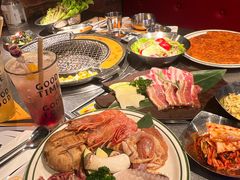 五花肉與海鮮的社內相親套餐-炑八韩烤(琼华店)