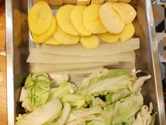 -超越炭火牛蛙火锅鸡(河东店)