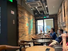 -星巴克(上海虹桥南丰城办公楼店)
