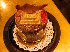 Special&nbsp;cake&nbsp;for&nbsp;two-The Grounds of Alexandria