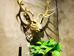 -臻鲜燕海鲜融合餐厅(金陵style店)