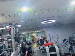 -迈劲健身专业私教(朝青汇店)