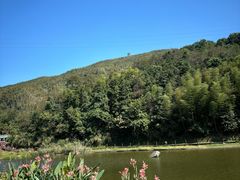 -梅岭月亮湾山体公园