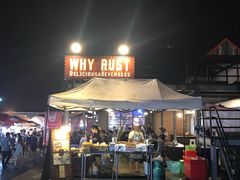 -席娜卡琳火车铁道夜市