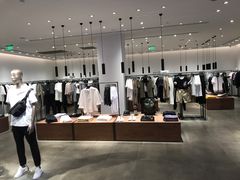 -URBAN REVIVO(西安Momopark店)