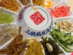 -怪噜范·老贵阳街头名小吃(汇金星力城店)