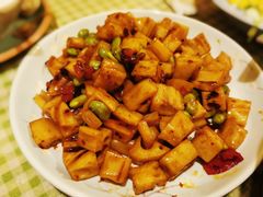 剁椒藕丁-吉事利茶餐厅