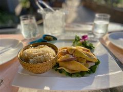 -暹罗酒肆泰餐厅酒吧