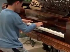 -梅纳·钢琴声乐架子鼓Mena Music(双井店)