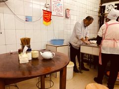 大堂-黄阿姨锅贴大王(万航渡路店)