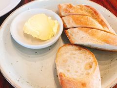 -ROAST coffee & eatery