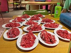 -牛满溢·自助潮汕鲜牛肉火锅(龙汇路店)