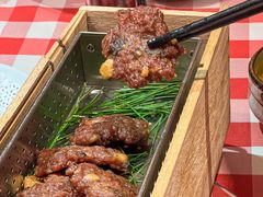 木盒烟熏牛肉饼-龙桥私厨·姜花菊花过桥鱼·顺德菜(容桂店)