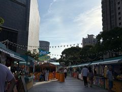 -港汇恒隆广场