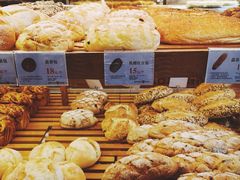 -BROAD面包路·欧式面包(龙湖时代C馆店)