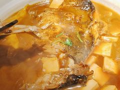 -卢大鲜鱼头捞饭(美利广场店)
