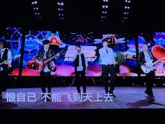 -上海体育场