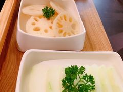-左庭右院鲜牛肉火锅(浦江欢乐颂店)