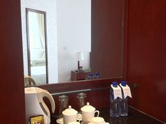 -上海华凯华美达广场酒店