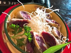 -Chom Cafe and Restaurant