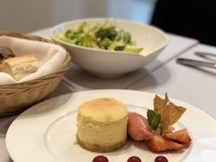 -塞纳河法国餐厅(意式风情街店)