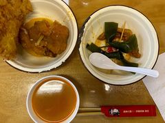 -丽丽三鲜螺蛳粉(田林路店)