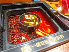 -老牌坊云南鱼豆花火锅(嵩山店)