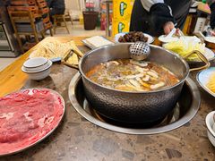 -乳仔牛牦牛汤锅 烤羊排(松潘古城店)
