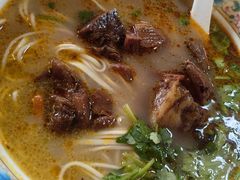 -金杨拉面王小吃面馆·牛三宝面·红烧牛肉粉