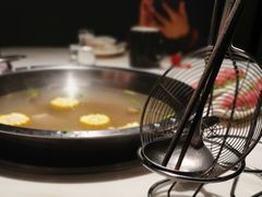 牛骨牛腩汤底-为什么牛潮汕牛肉火锅(中信广场店)