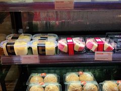 -85度C(生甜甜圈研究工坊·上海松江人民北路店)