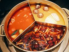 -湊湊火锅·茶憩(打浦桥日月光店)