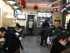大堂-舌尖尖传统小吃(万达店)