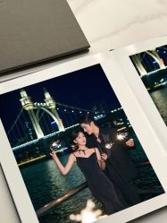 -现代经典婚纱摄影