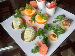-梁鸿湿地丽笙度假酒店大堂吧
