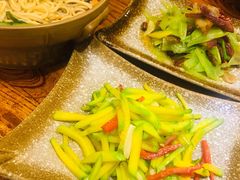-滇香肴·云南菜蒸汽石锅鱼(云南北路店)