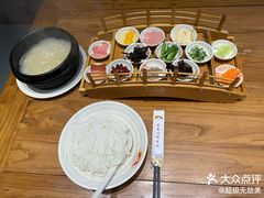 -双桥园·云南过桥米线(古城南门店)