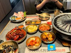 -草家酱蟹炭火烤肉店(珲春南路二店)