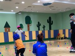 -乐翔轮滑(中庚漫游城店)