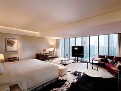 -广州天河希尔顿酒店